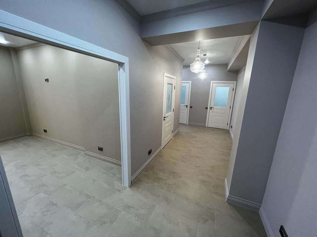 Продажа 2-комнатной квартиры, Пятигорск, Адмиральского ул,  1А