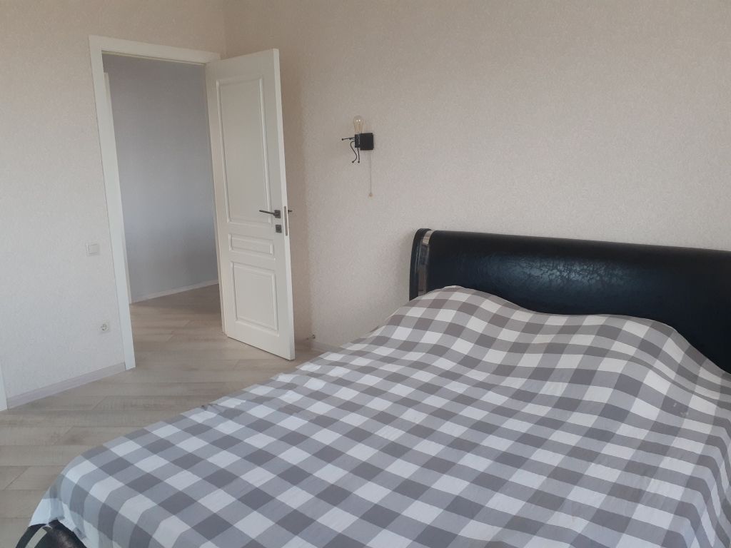 Продажа 3-комнатной квартиры, Пятигорск, Кипарисовая ул,  2к1