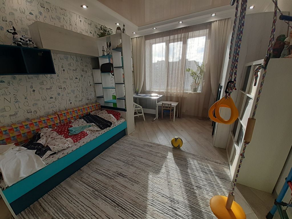 Продажа 3-комнатной квартиры, Пятигорск, Кипарисовая ул,  2к1