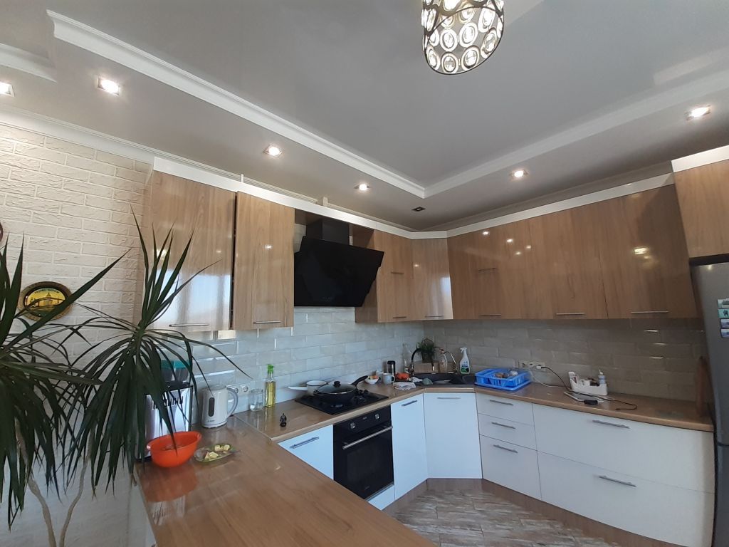 Продажа 3-комнатной квартиры, Пятигорск, Кипарисовая ул,  2к1