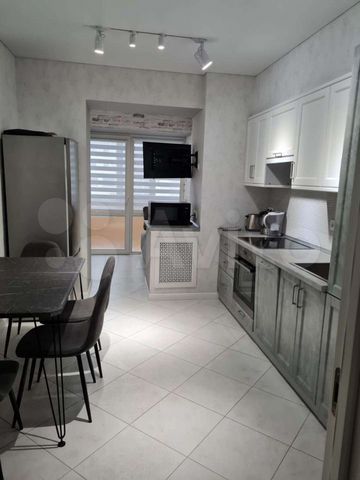 Продажа 2-комнатной квартиры, Ставрополь, Доваторцев ул,  90/7