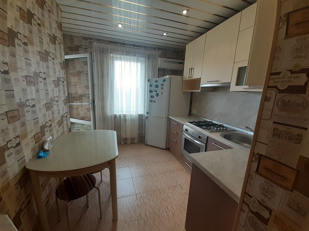 Продажа 2-комнатной квартиры, Пятигорск, Железнодорожная ул,  121