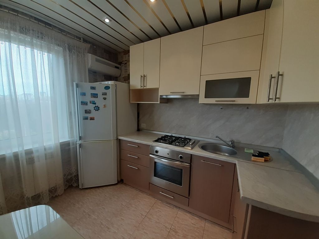 Продажа 2-комнатной квартиры, Пятигорск, Железнодорожная ул,  121