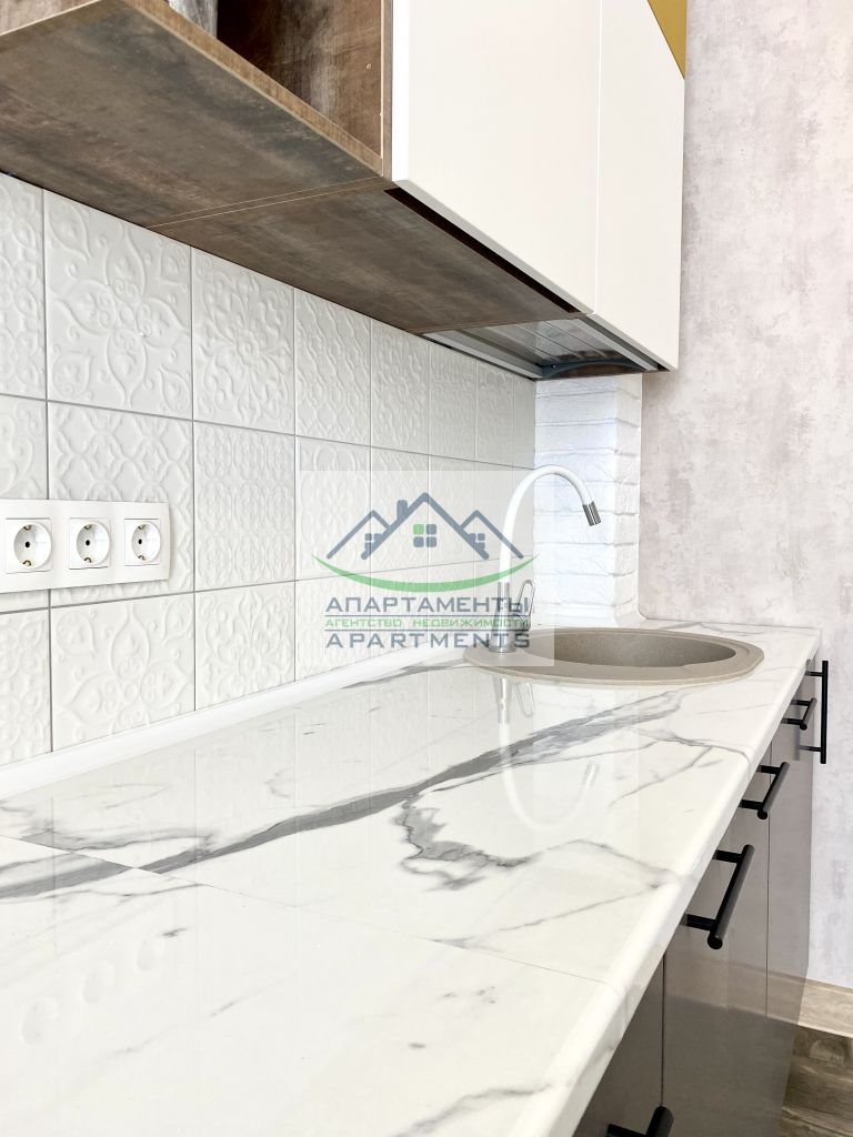 Продажа 1-комнатной квартиры, Пятигорск, Озерная ул,  2Ек2