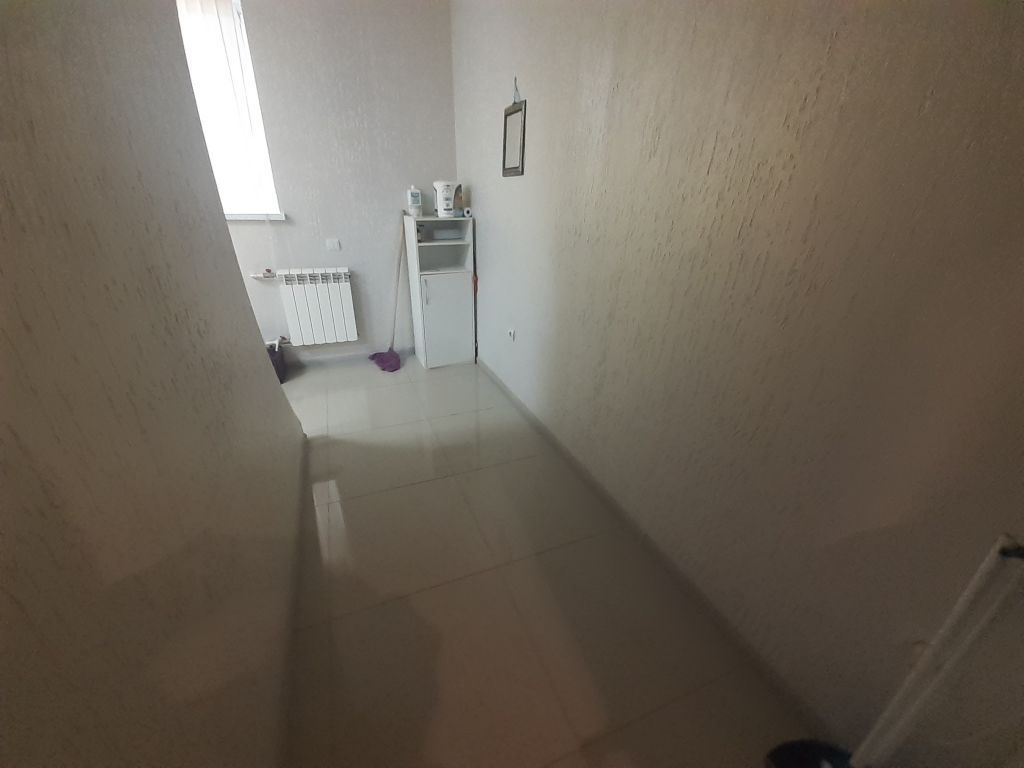 Продажа коммерческой недвижимости, 41м <sup>2</sup>, Пятигорск, Нежнова ул,  21к3