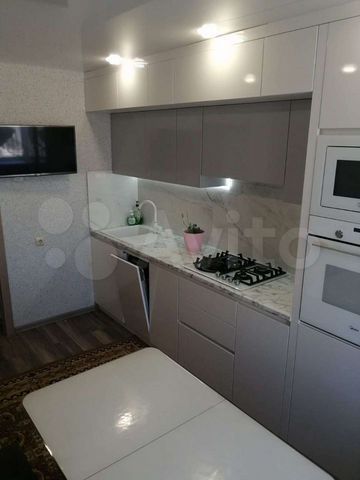 Продажа 3-комнатной квартиры, Ставрополь, 45 Параллель ул,  32