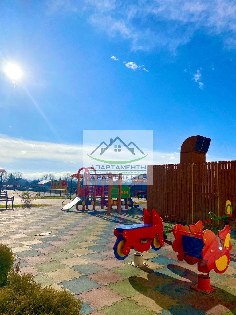 Продажа 2-комнатной квартиры, Пятигорск, Адмиральского ул,  1А