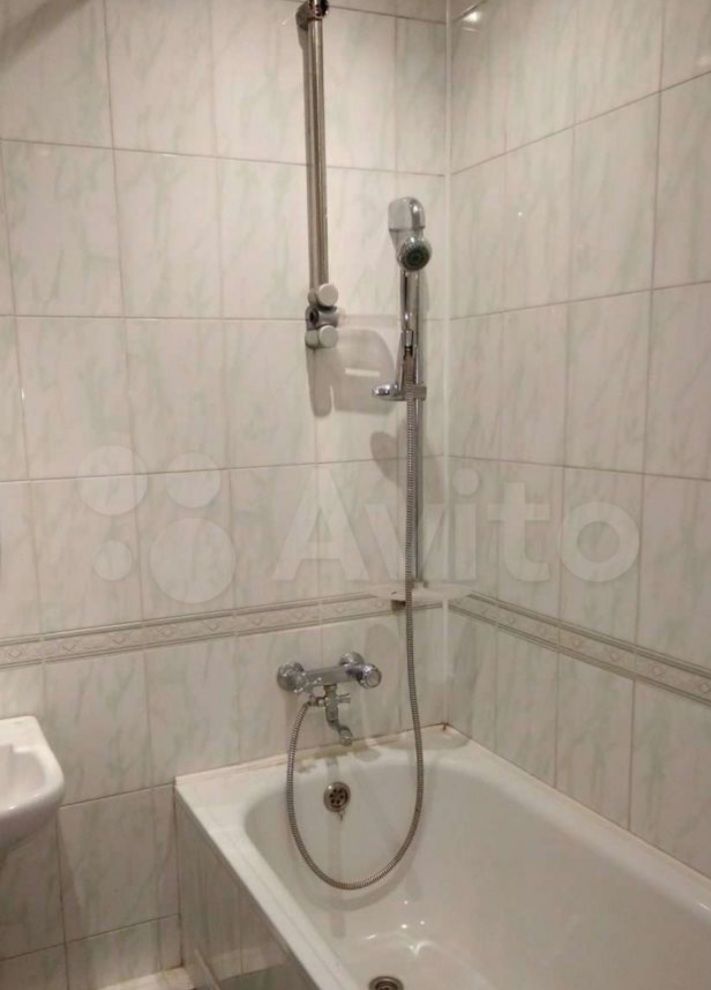 Продажа 4-комнатной квартиры, Батайск, Северный массив мкр,  3