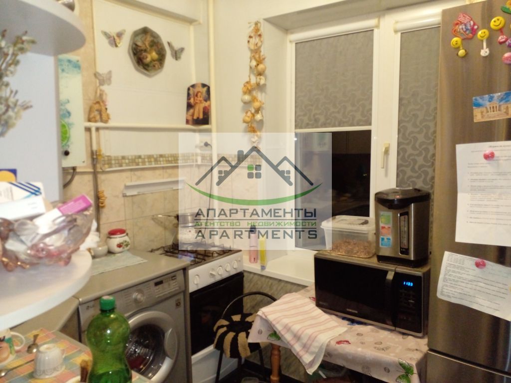 Продажа 3-комнатной квартиры, Ессентуки, Озерная ул,  6