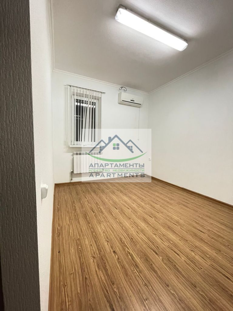 Продажа 3-комнатной квартиры, Пятигорск, Гоголя ул,  15