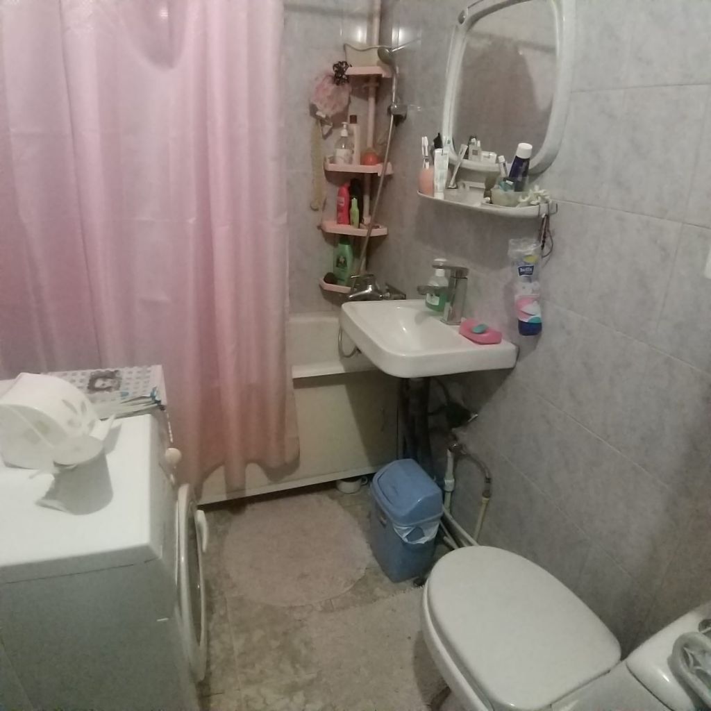 Продажа 3-комнатной квартиры, Пятигорск, Матвеева ул,  2