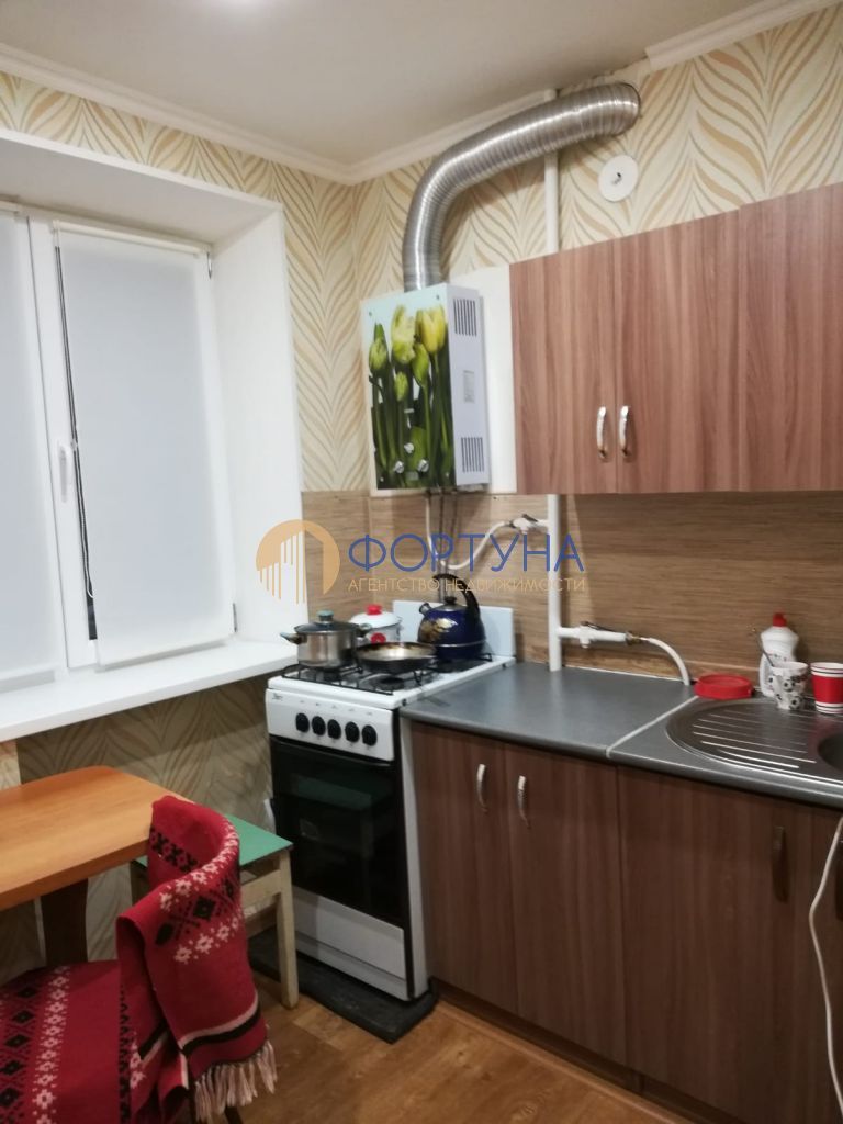 Продажа 2-комнатной квартиры, Белгород, Богдана Хмельницкого пр-т,  136