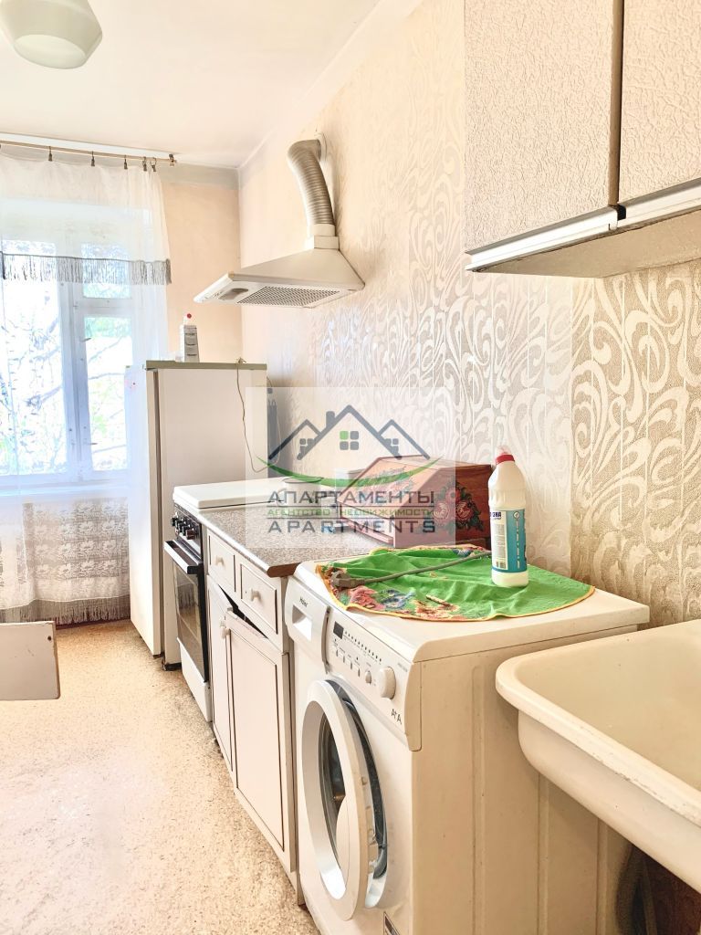 Продажа 2-комнатной квартиры, Пятигорск, Пальмиро Тольятти ул,  182