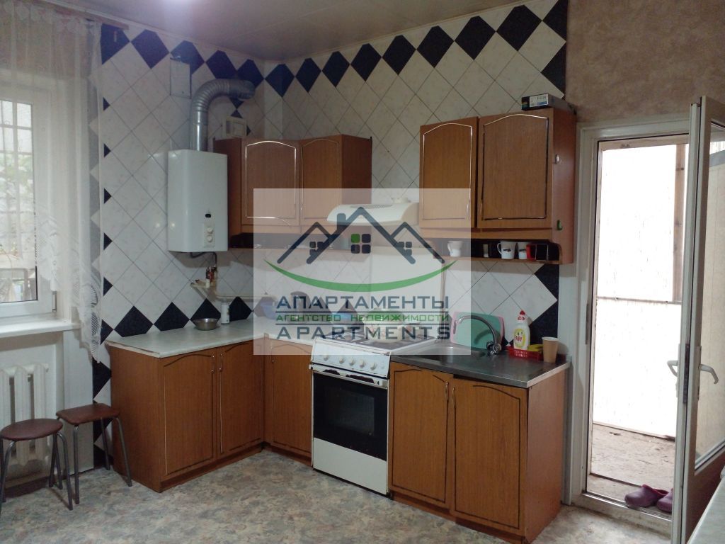 Продажа дома, 212м <sup>2</sup>, 6 сот., Ессентуки, Кубанская ул,  17