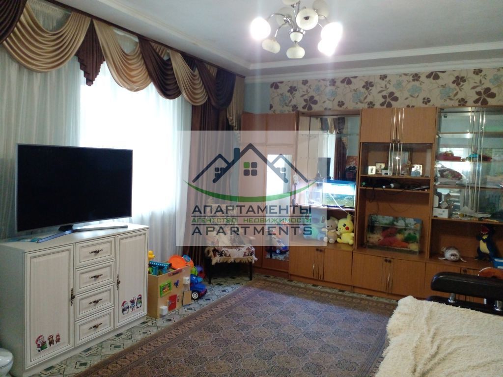 Продажа дома, 212м <sup>2</sup>, 6 сот., Ессентуки, Кубанская ул,  17