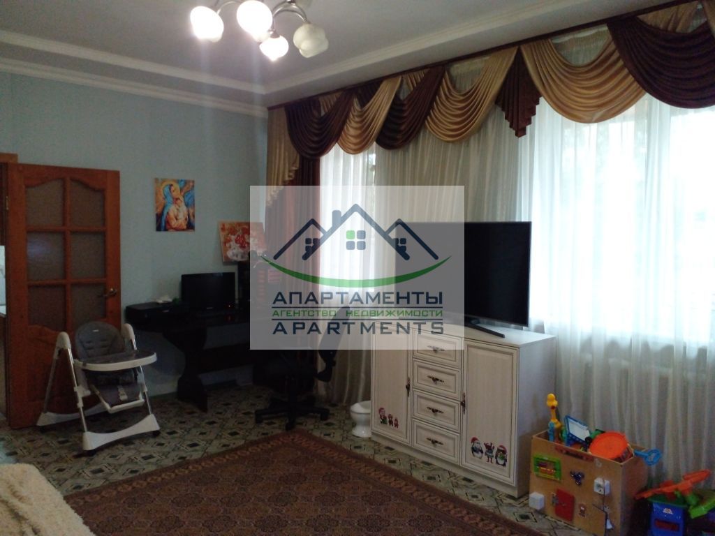 Продажа дома, 212м <sup>2</sup>, 6 сот., Ессентуки, Кубанская ул,  17