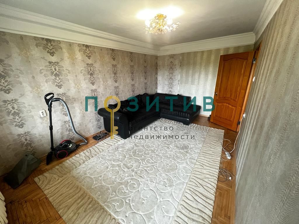 Продажа 4-комнатной квартиры, Пятигорск, Адмиральского ул,  8к3