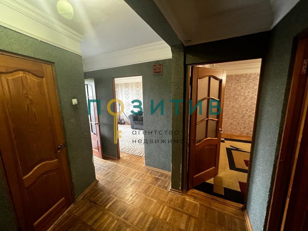 Продажа 4-комнатной квартиры, Пятигорск, Адмиральского ул,  8к3