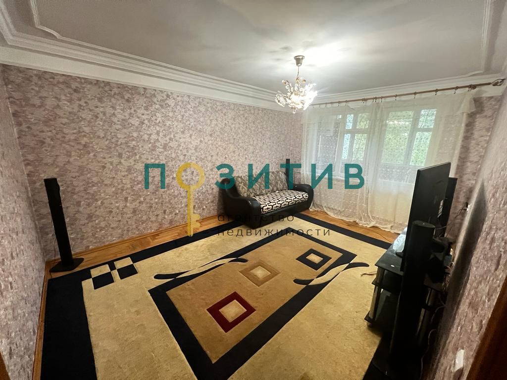 Продажа 4-комнатной квартиры, Пятигорск, Адмиральского ул,  8к3