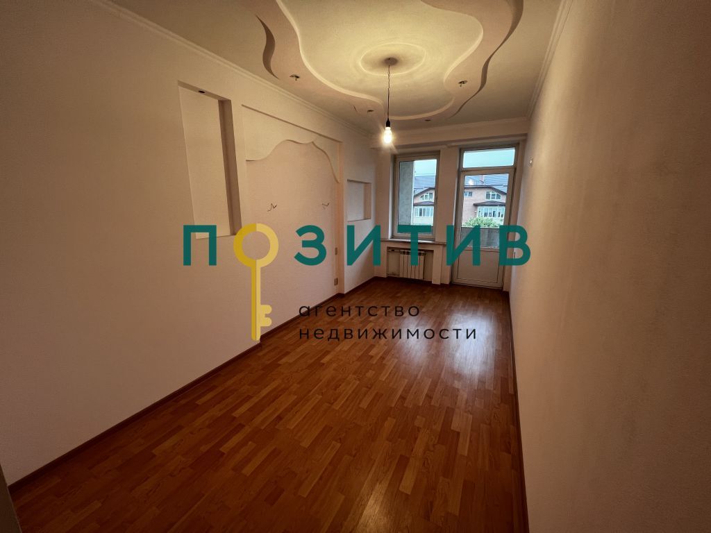 Продажа 4-комнатной квартиры, Пятигорск, Партизанская ул,  1б к2