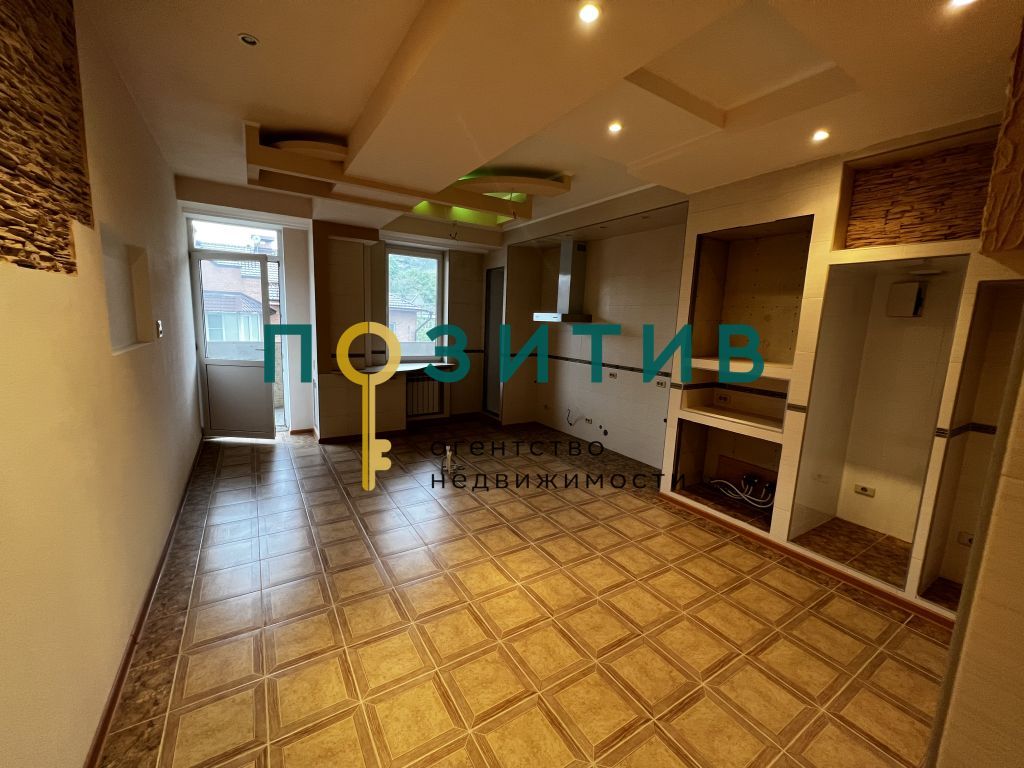 Продажа 4-комнатной квартиры, Пятигорск, Партизанская ул,  1б к2