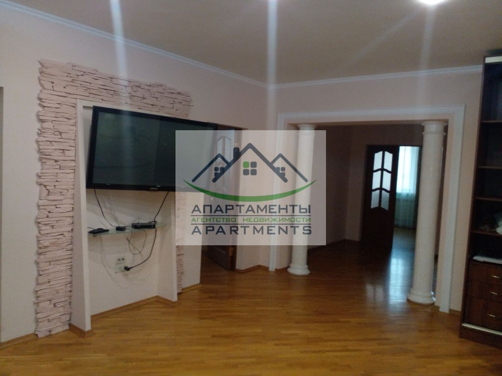 Продажа 4-комнатной квартиры, Ессентуки, Депутатская ул,  3