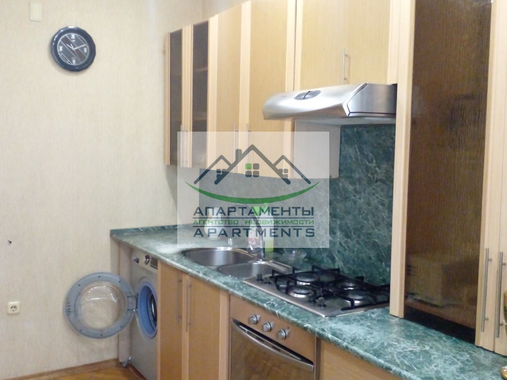 Продажа 4-комнатной квартиры, Ессентуки, Депутатская ул,  3