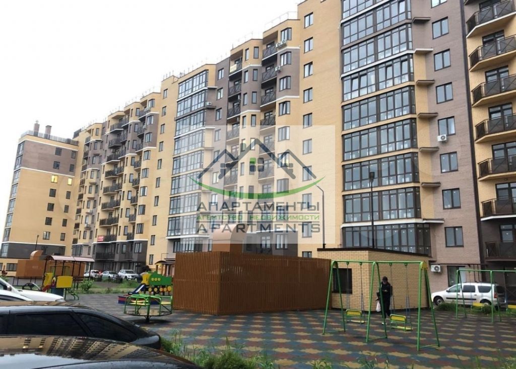 Продажа 2-комнатной квартиры, Пятигорск, Адмиральского ул,  1а