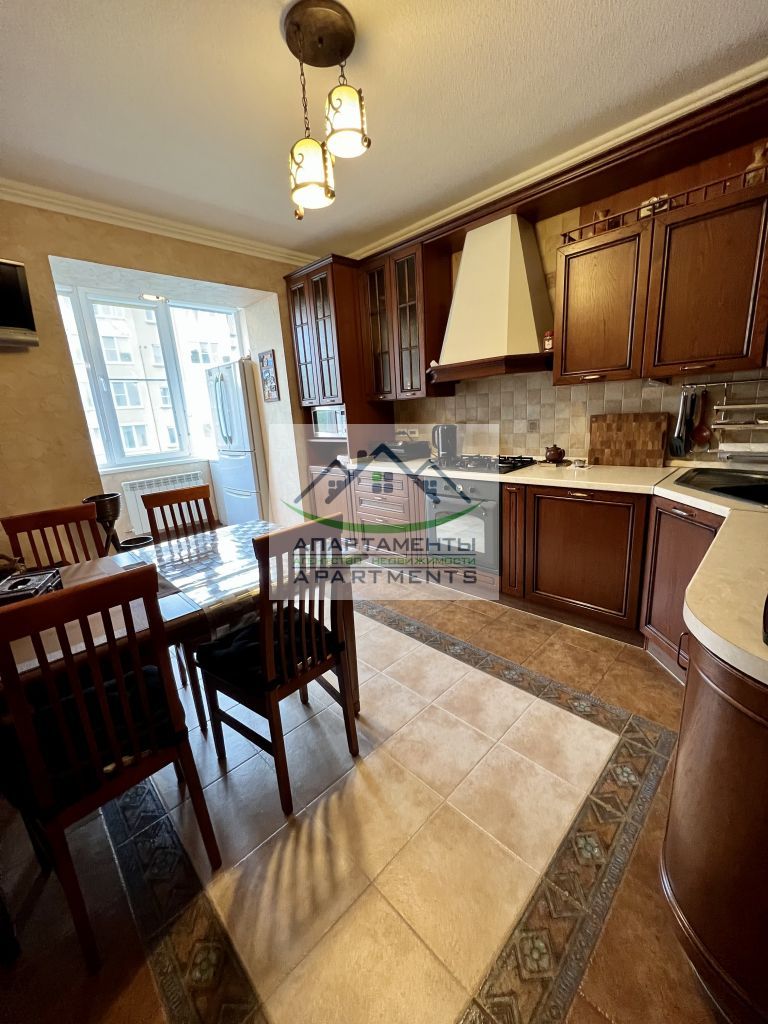 Продажа 3-комнатной квартиры, Пятигорск, 295 Стрелковой Дивизии ул,  13к2