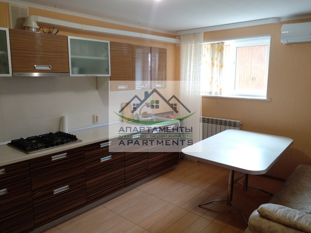 Продажа 3-комнатной квартиры, Ессентуки, Маяковского ул,  16