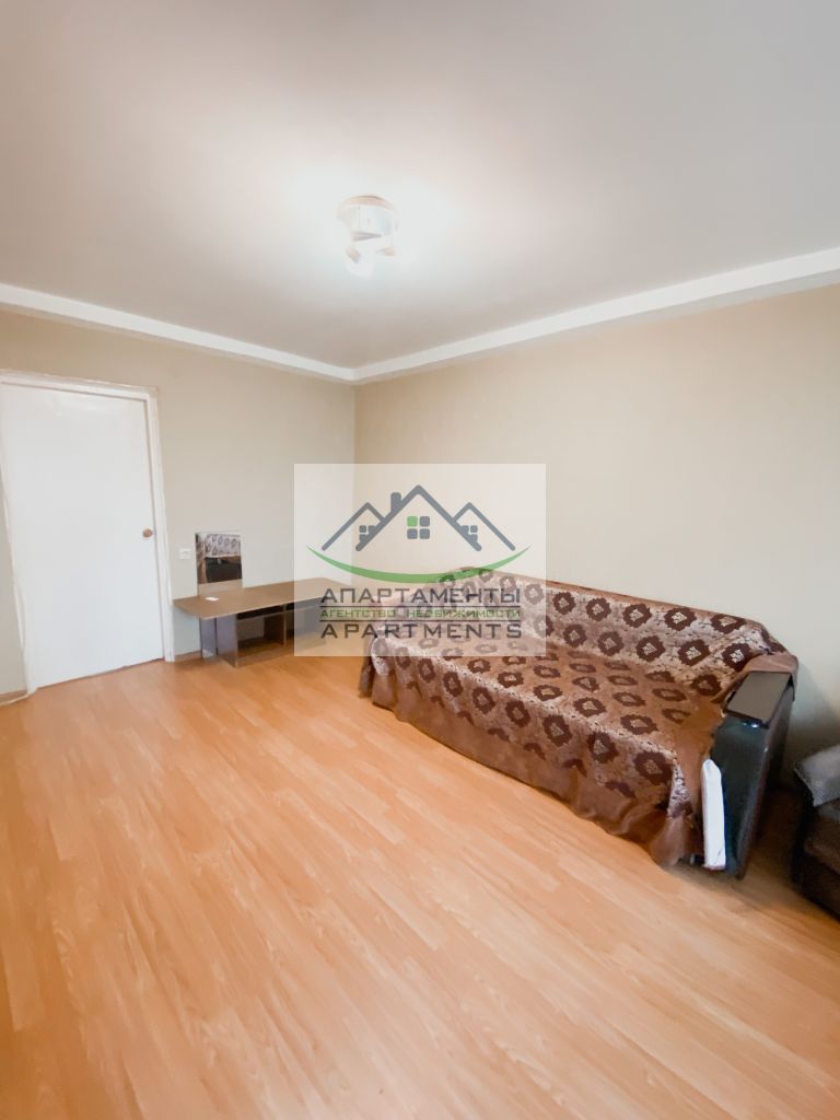 Продажа 2-комнатной квартиры, Пятигорск, Калинина пр-кт,  2к3