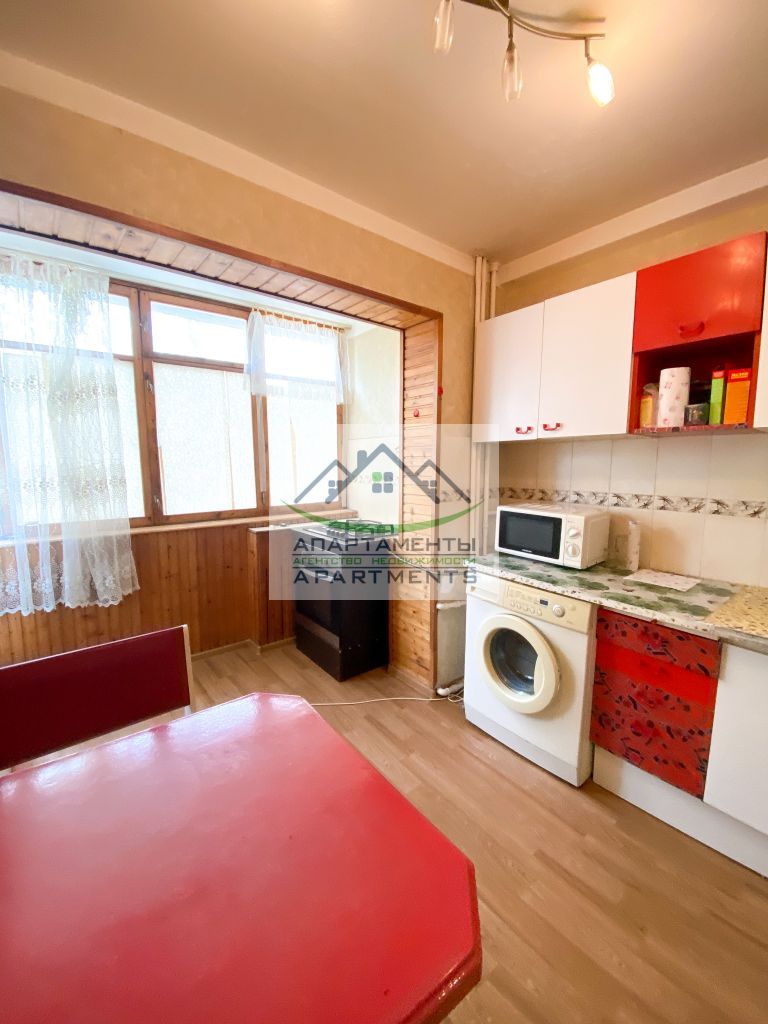 Продажа 2-комнатной квартиры, Пятигорск, Калинина пр-кт,  2к3