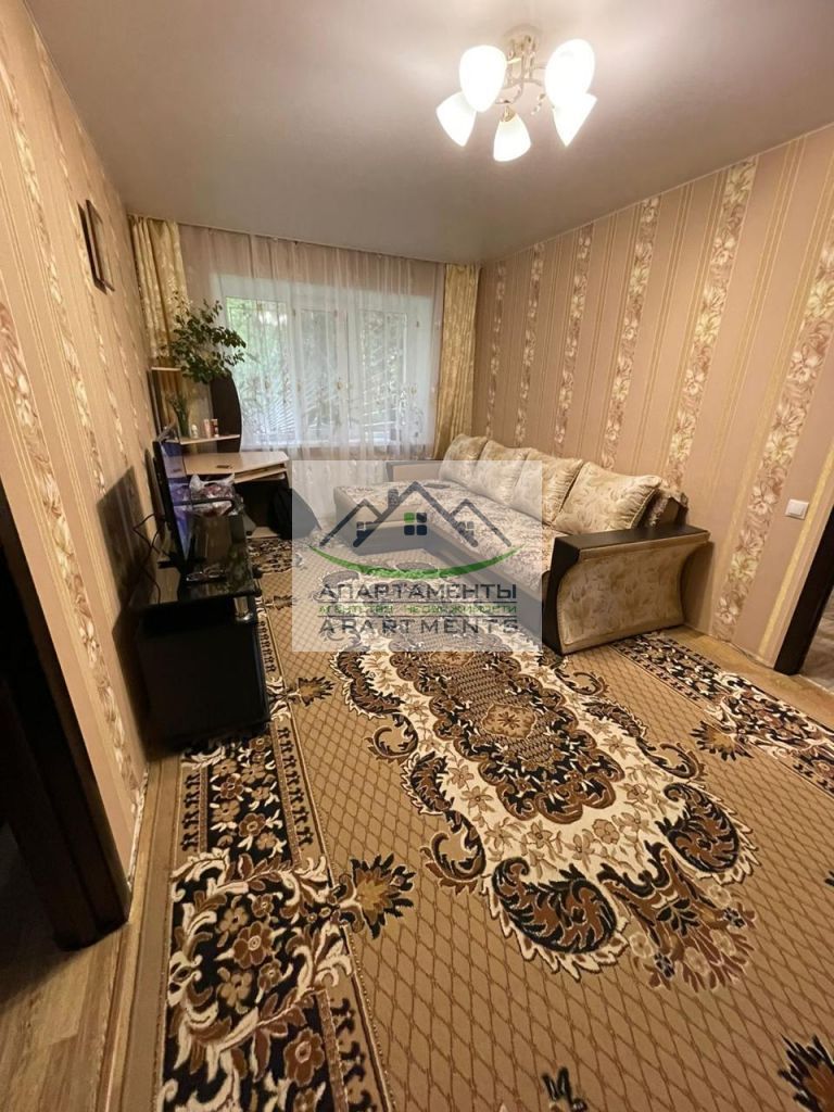 Продажа 2-комнатной квартиры, Ессентуки, Октябрьская ул,  443