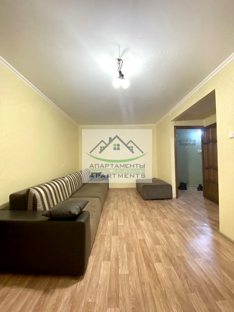 Продажа 2-комнатной квартиры, Пятигорск, Калинина пр-кт,  2к2