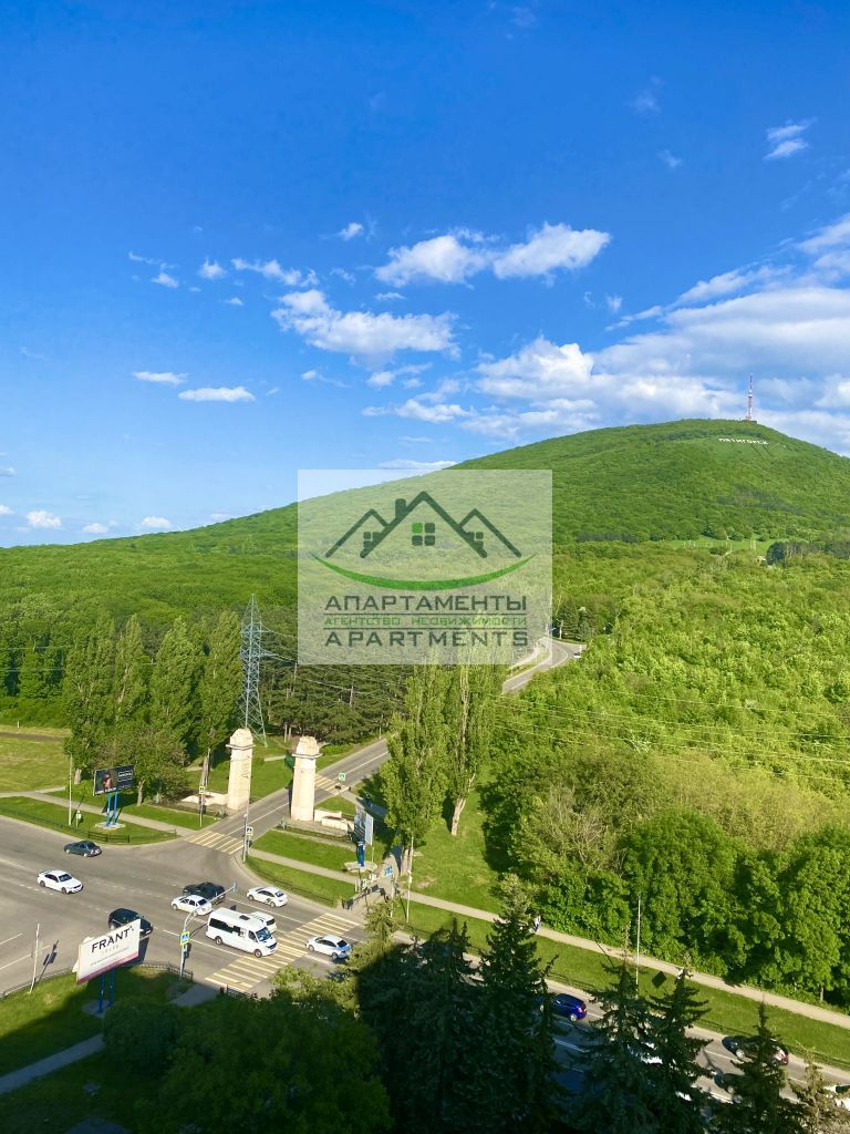 Продажа 1-комнатной квартиры, Пятигорск, Калинина пр-кт,  2к1
