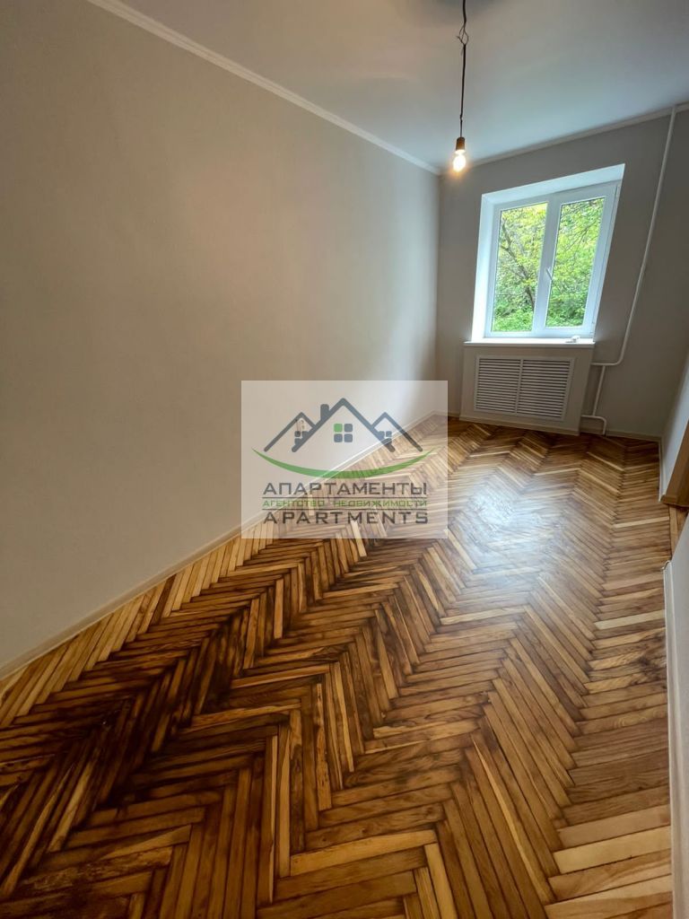 Продажа 3-комнатной квартиры, Ессентуки, Октябрьская ул,  436