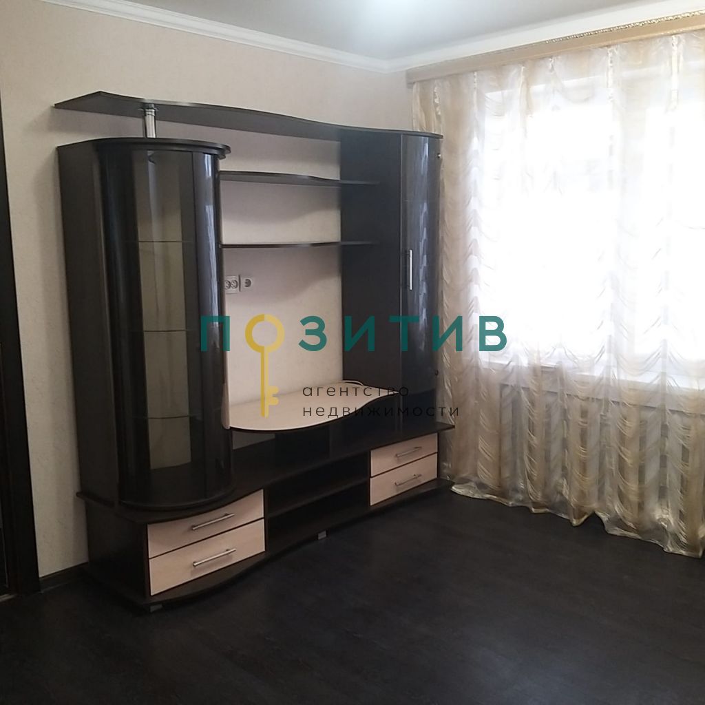 Продажа 2-комнатной квартиры, Пятигорск, Адмиральского ул,  2к1