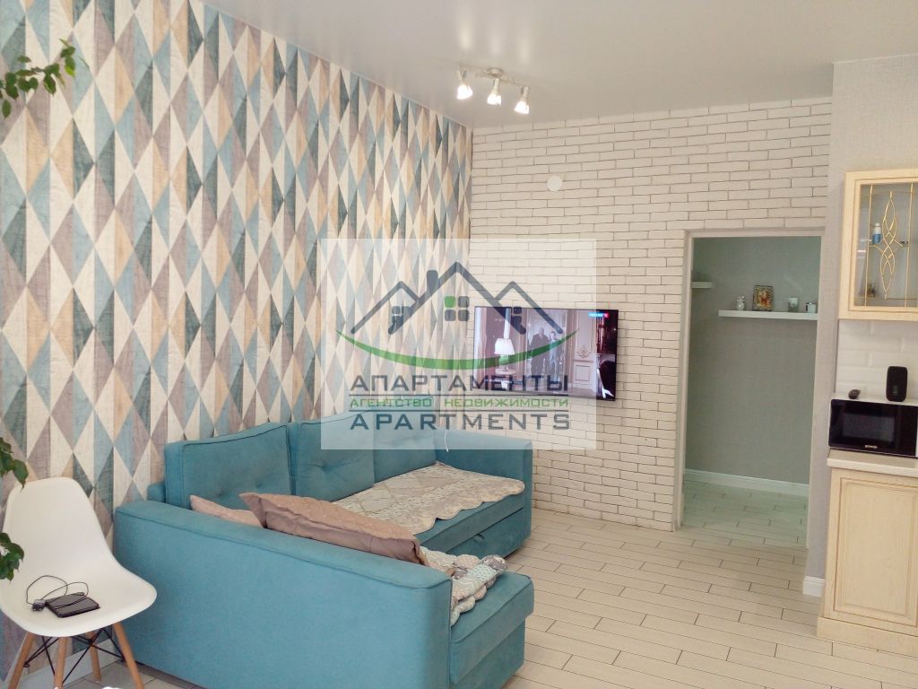 Продажа 2-комнатной квартиры, Ессентуки, Малая Садовая ул,  20а