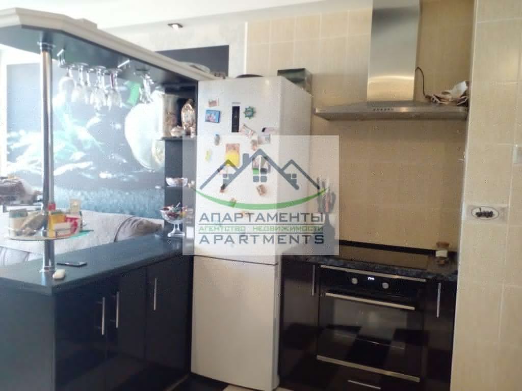 Продажа 2-комнатной квартиры, Ессентуки, Новопятигорская ул,  1к2