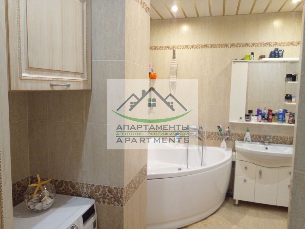 Продажа 2-комнатной квартиры, Ессентуки, Новопятигорская ул,  1к2