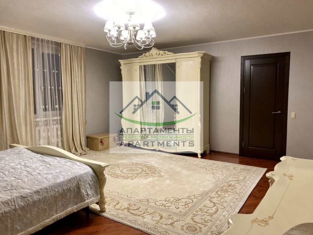 Продажа дома, 355м <sup>2</sup>, 8 сот., Пятигорск, Разина ул,  177