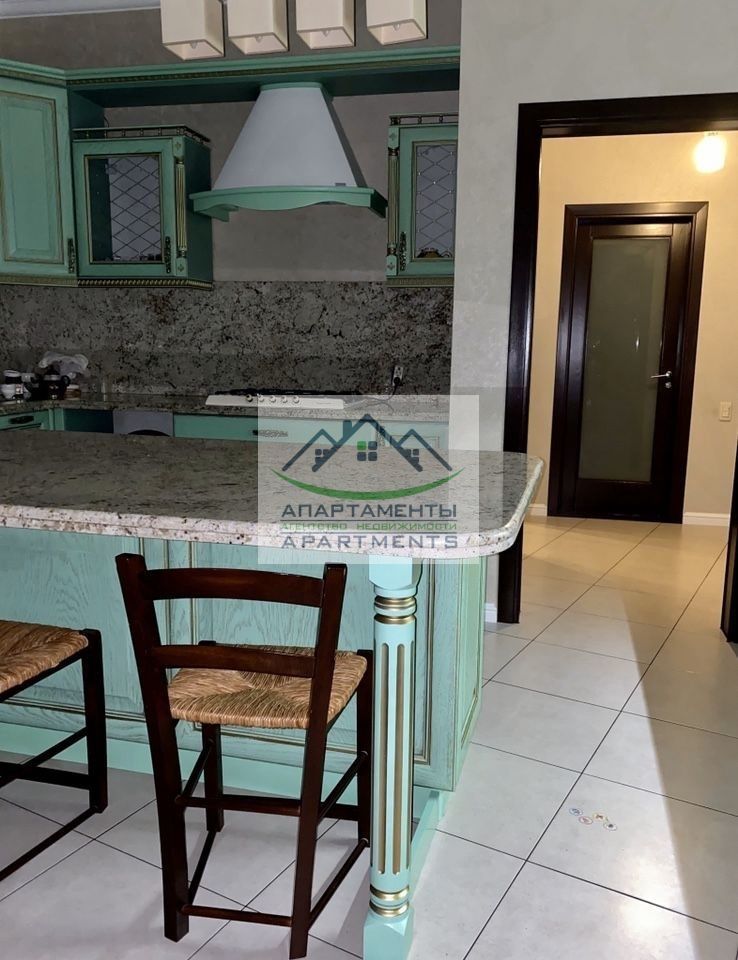 Продажа дома, 355м <sup>2</sup>, 8 сот., Пятигорск, Разина ул,  177