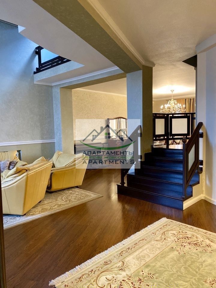 Продажа дома, 355м <sup>2</sup>, 8 сот., Пятигорск, Разина ул,  177