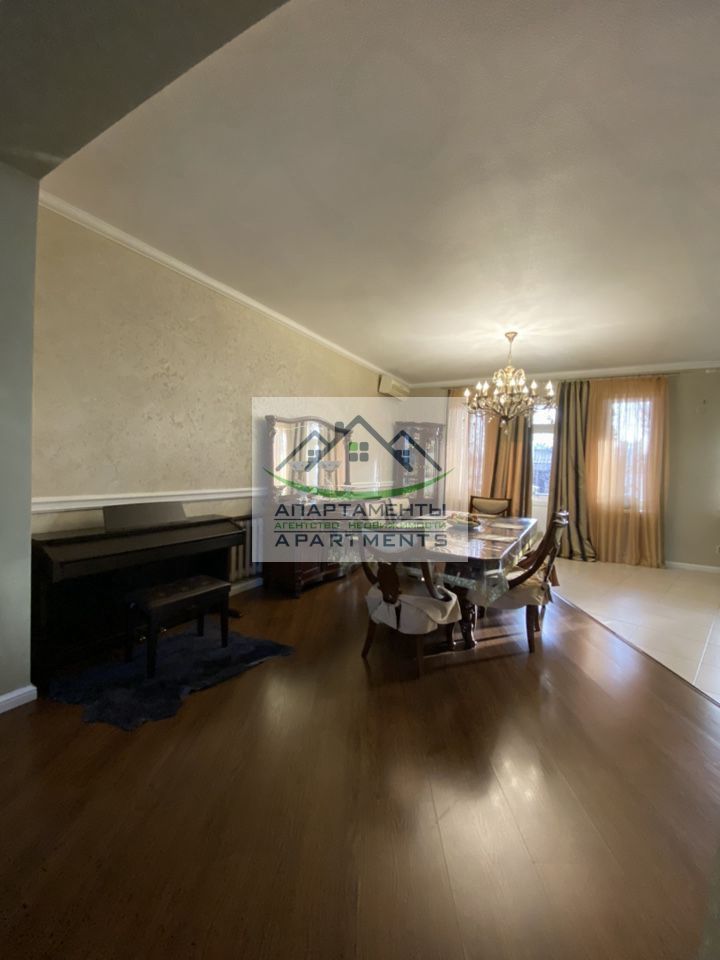 Продажа дома, 355м <sup>2</sup>, 8 сот., Пятигорск, Разина ул,  177