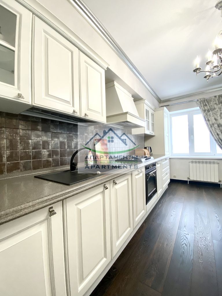 Продажа 3-комнатной квартиры, Пятигорск, Калинина пр-кт,  2А