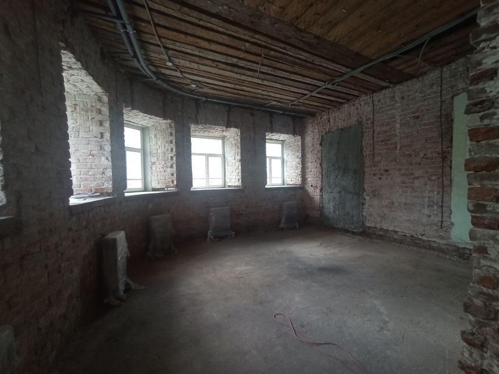 Продажа коммерческой недвижимости, 700м <sup>2</sup>, Кострома, Островского ул,  40