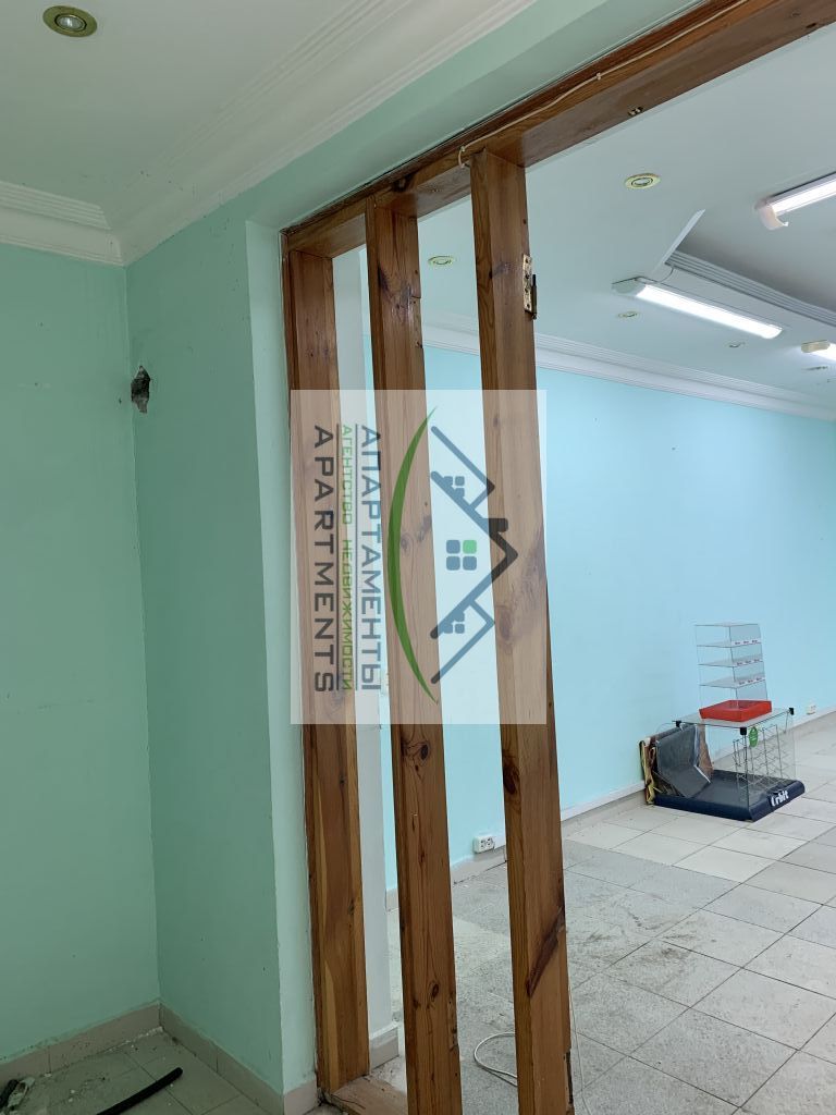 Продажа коммерческой недвижимости, 35м <sup>2</sup>, Пятигорск, Бульварная ул,  46к1