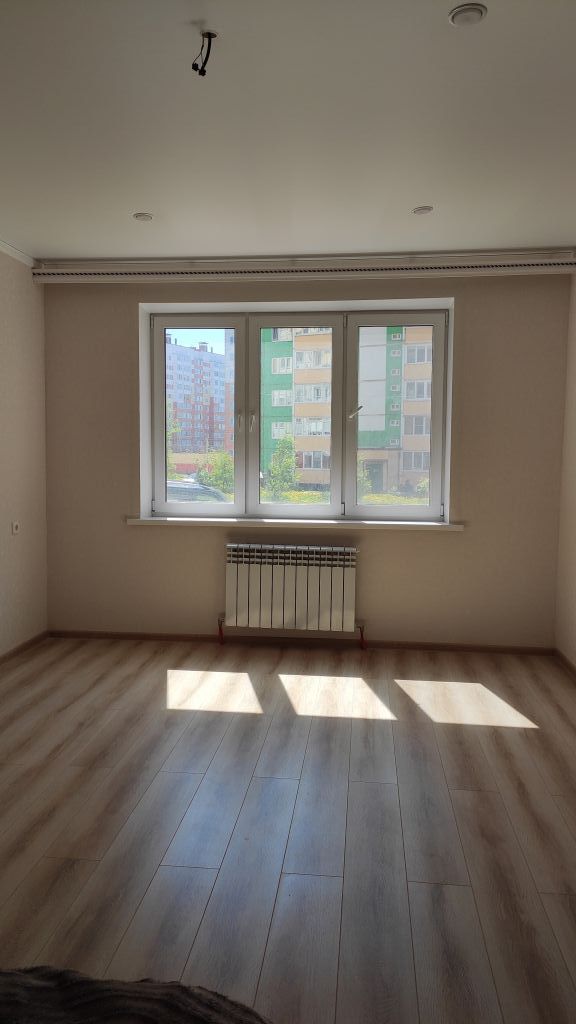 Продажа 1-комнатной квартиры, Смоленск, Авиаторов ул,  9