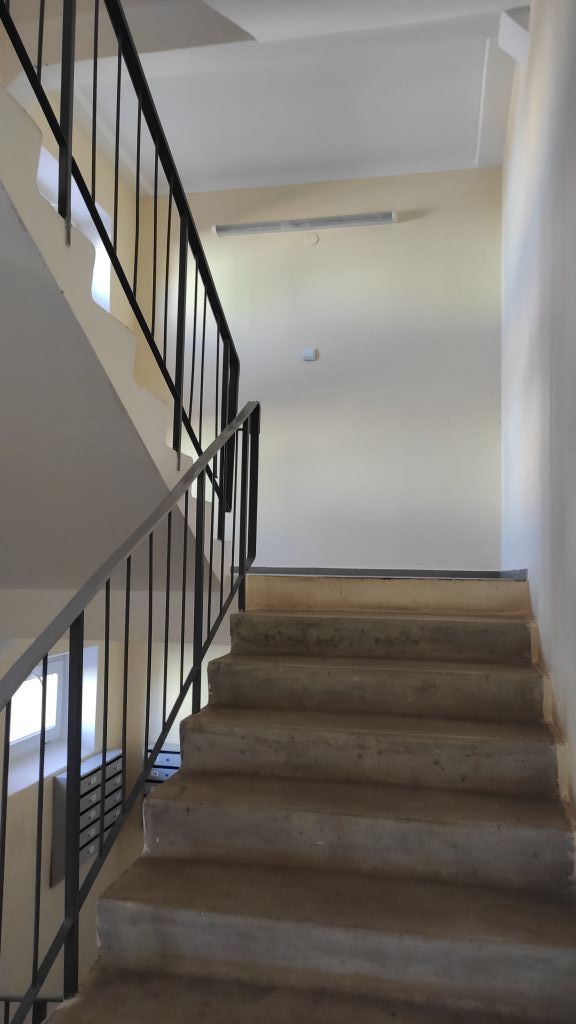 Продажа 1-комнатной квартиры, Смоленск, Авиаторов ул,  9