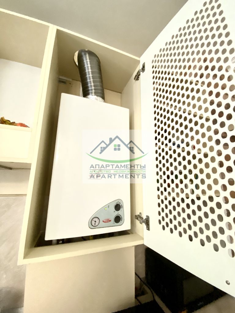 Продажа 2-комнатной квартиры, Пятигорск, Кирова пр-кт,  77